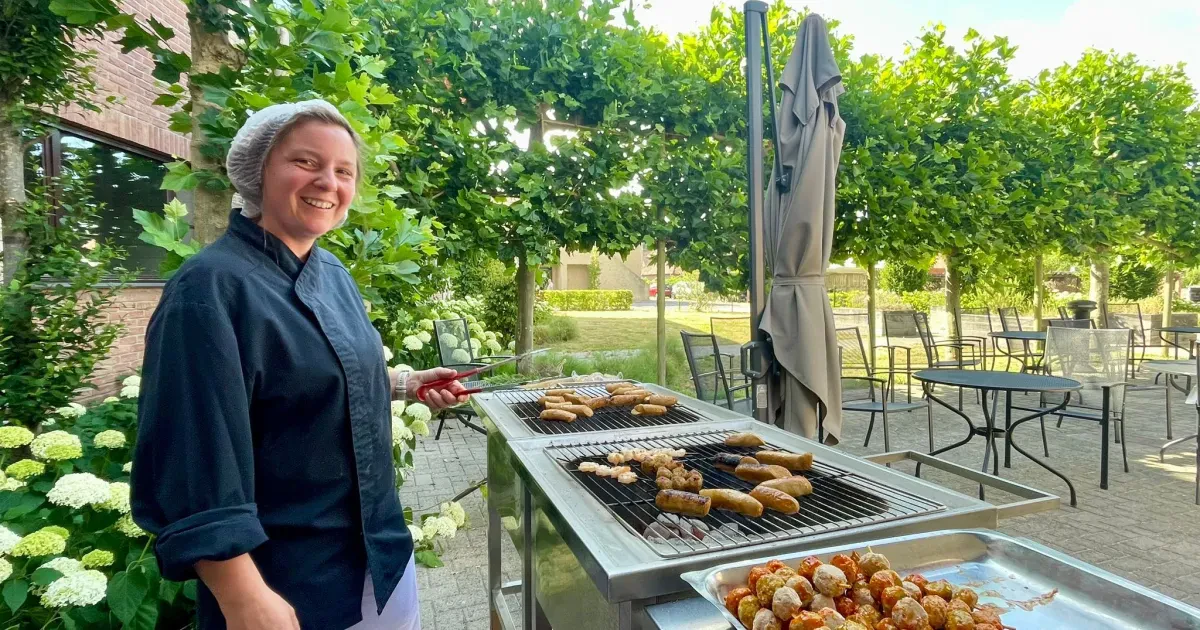 726a1c39-7298-4419-b9eb-d5085316fe33 2