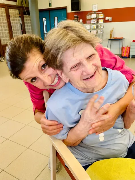 4c979554-64e6-41bf-a9b7-9e198c745848