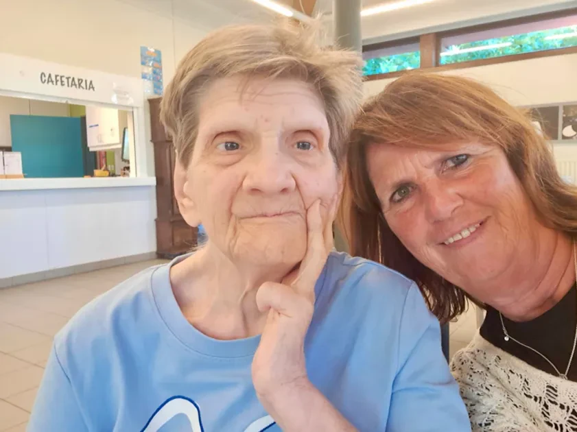 819c2bfd-df1a-4531-bb81-4ee12d4dc930