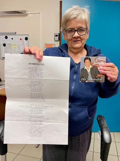 49a0b55a-cc42-4454-a04b-556d25b33498