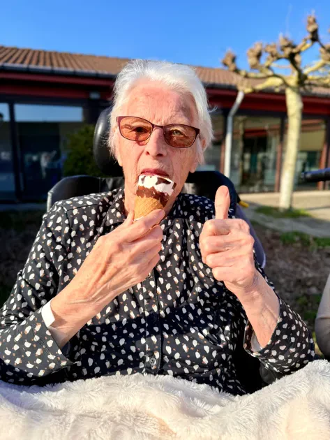 77a74561-8542-4ce9-b807-57ae1b814642