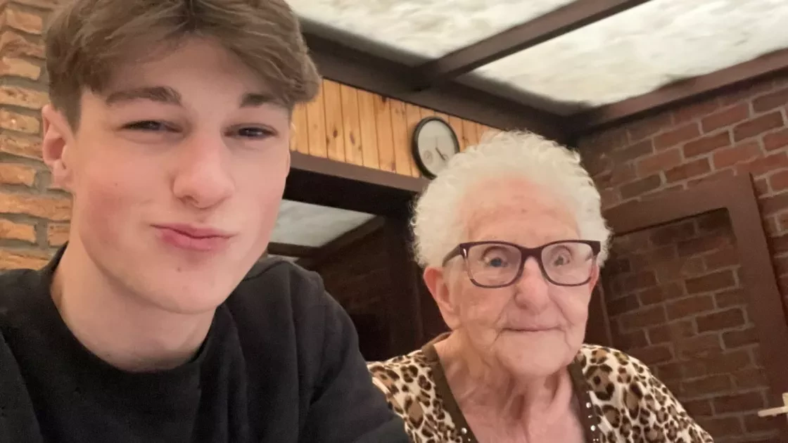 01JF62826WTSJY0Q82DQBES5AQ-v1